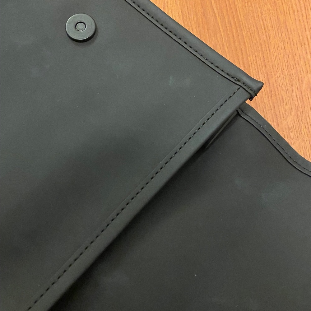 Backpack - Picture 6 of 16